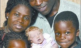 黑人爆料结婚女孩视频,揭秘结婚女孩视频背后的惊人真相