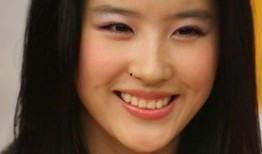 扒叔大爆料刘亦菲视频播放,刘亦菲视频播放背后的惊人真相