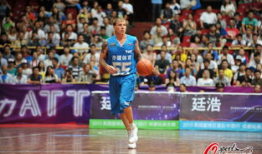 爆料篮球明星是谁啊视频,篮球巨星身份曝光，网友热议“爆料篮球明星”真相