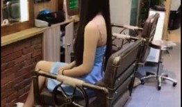 理发店爆料短视频,短视频背后的真实故事
